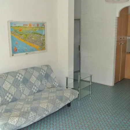 Charming With Garden In A Great Area Villa Bibione