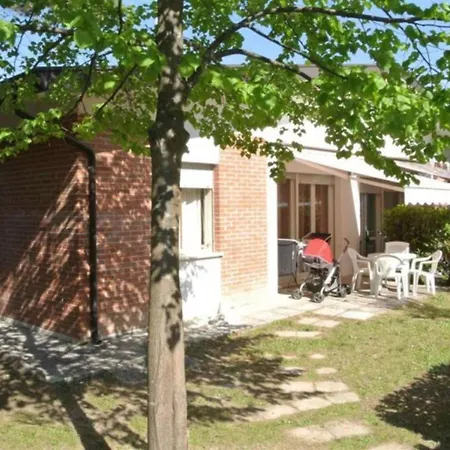Villa Charming With Garden In A Great Area *