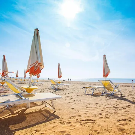 Charming With Garden In A Great Area Bibione